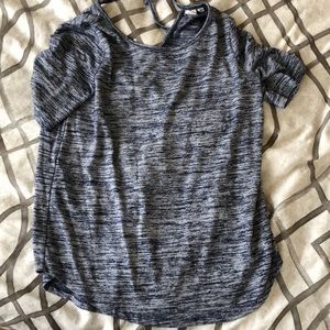 EUC gap maternity shirt